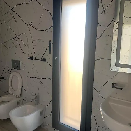 Penthouse Zirkon Apartament Апартаменты *
