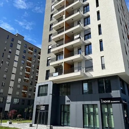 Penthouse Zirkon Apartament * Тирана